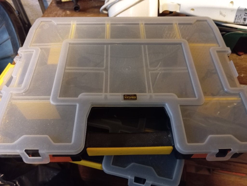 Opbergdozen Stanley. 2 stuks, Ophalen, Minder dan 50 cm, Zo goed als nieuw, Minder dan 40 cm