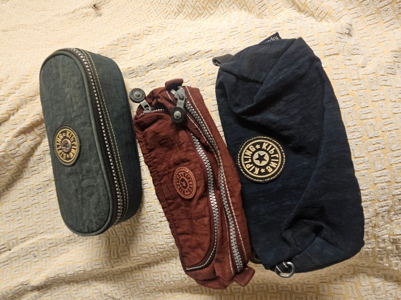 3 plumier kipling, Enlèvement