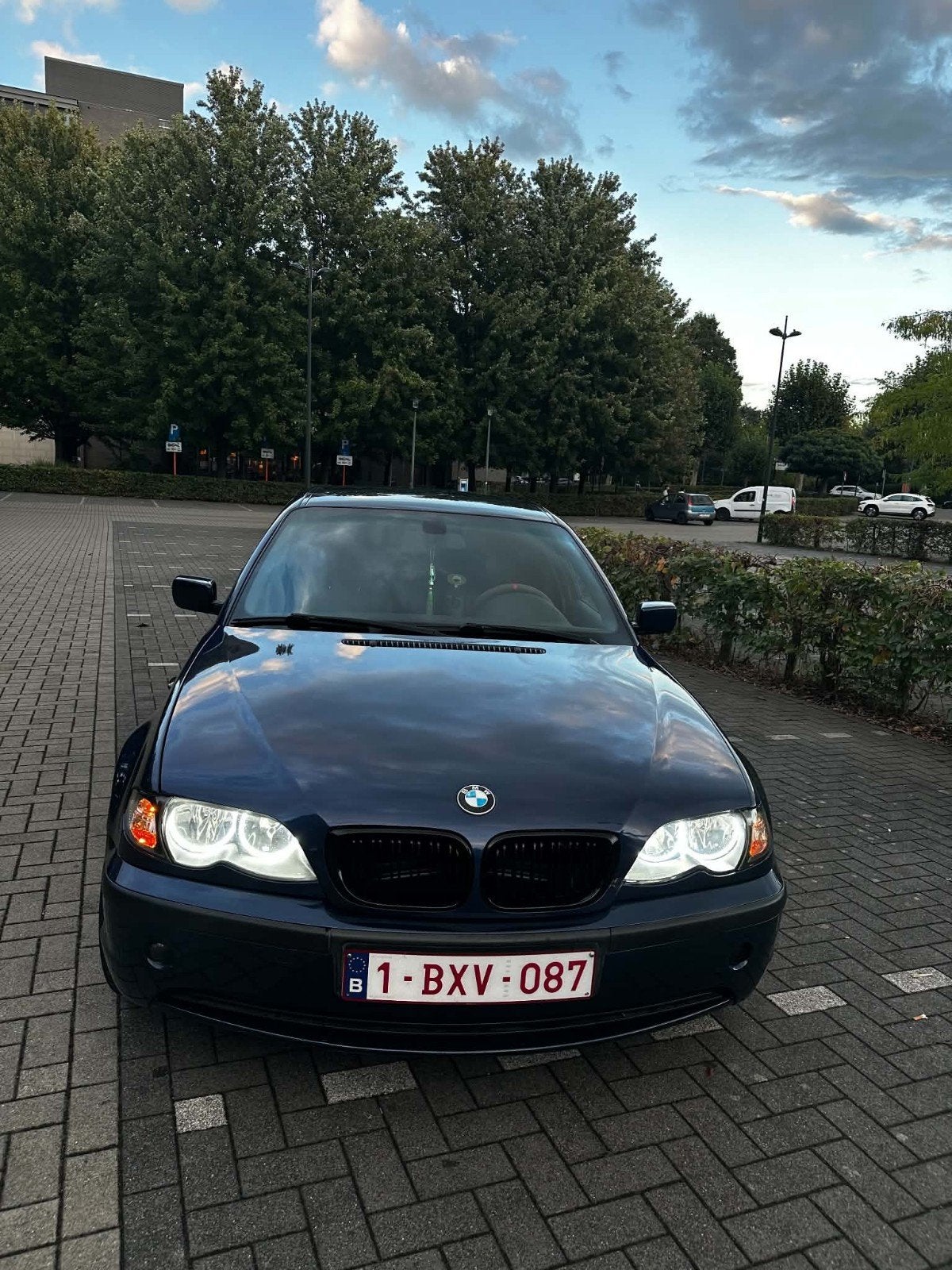 bmw e46 essences 318i, Achat, 143 kW, 4 portes, Particulier
