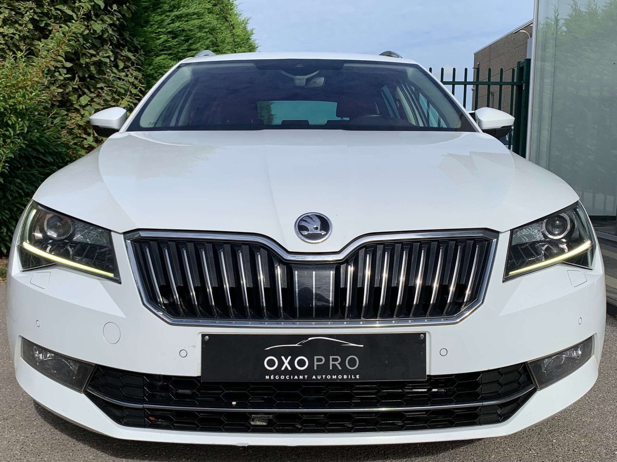 Skoda Superb 2.0 TDi 150CV DSG / STYLE / XENON / CUIR / GPS, Autos, Skoda, Cuir, Achat, Entreprise, 1968 cm³