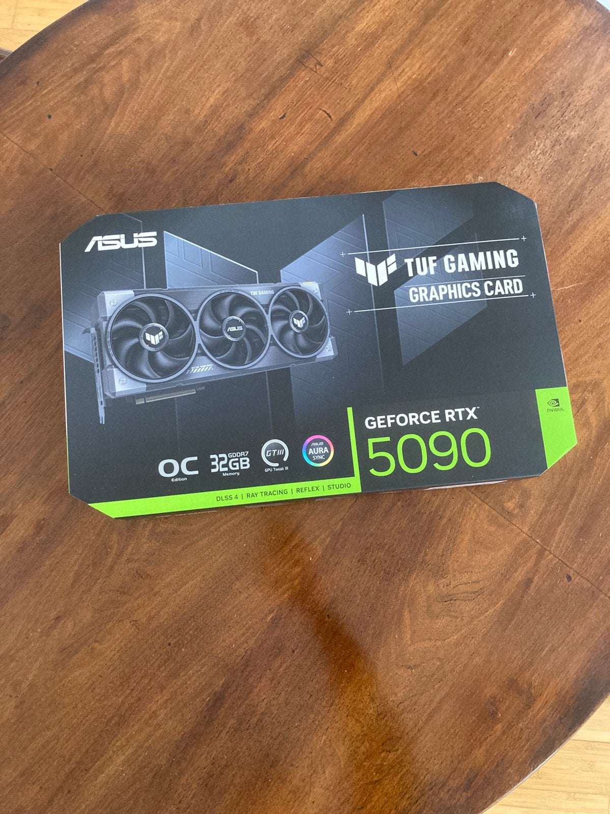 ASUS GeForce RTX 5090 - Neuf, Neuf, Enlèvement ou Envoi, PCI-Express 5, Nvidia