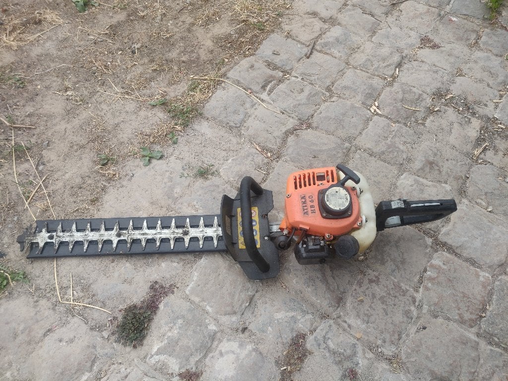 Taille-haie Atika HB60, Jardin & Terrasse, Enlèvement, Utilisé, Essence, Atika