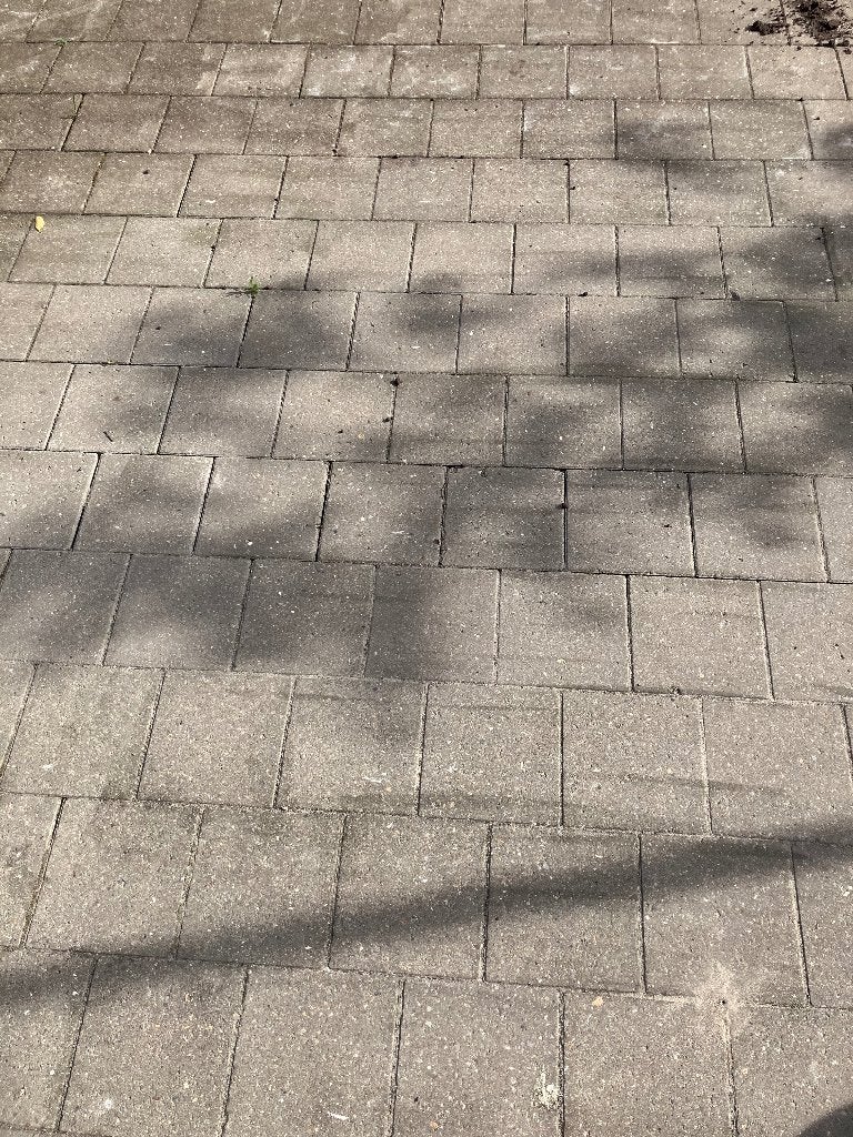GRATIS 12 m2 terrastegels, Tuin en Terras, Ophalen, Zo goed als nieuw, 10 m² of meer, Beton