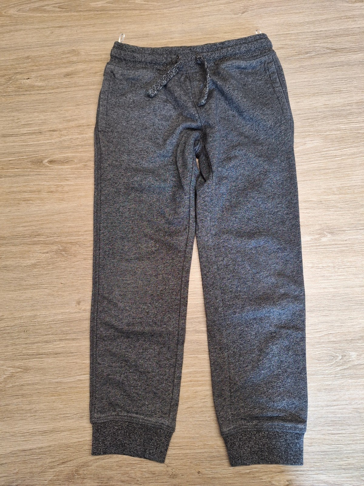 joggingbroek jongens maat 122, Enfants & Bébés, Vêtements enfant | Taille 122, Enlèvement ou Envoi, Comme neuf, Garçon, Pantalon