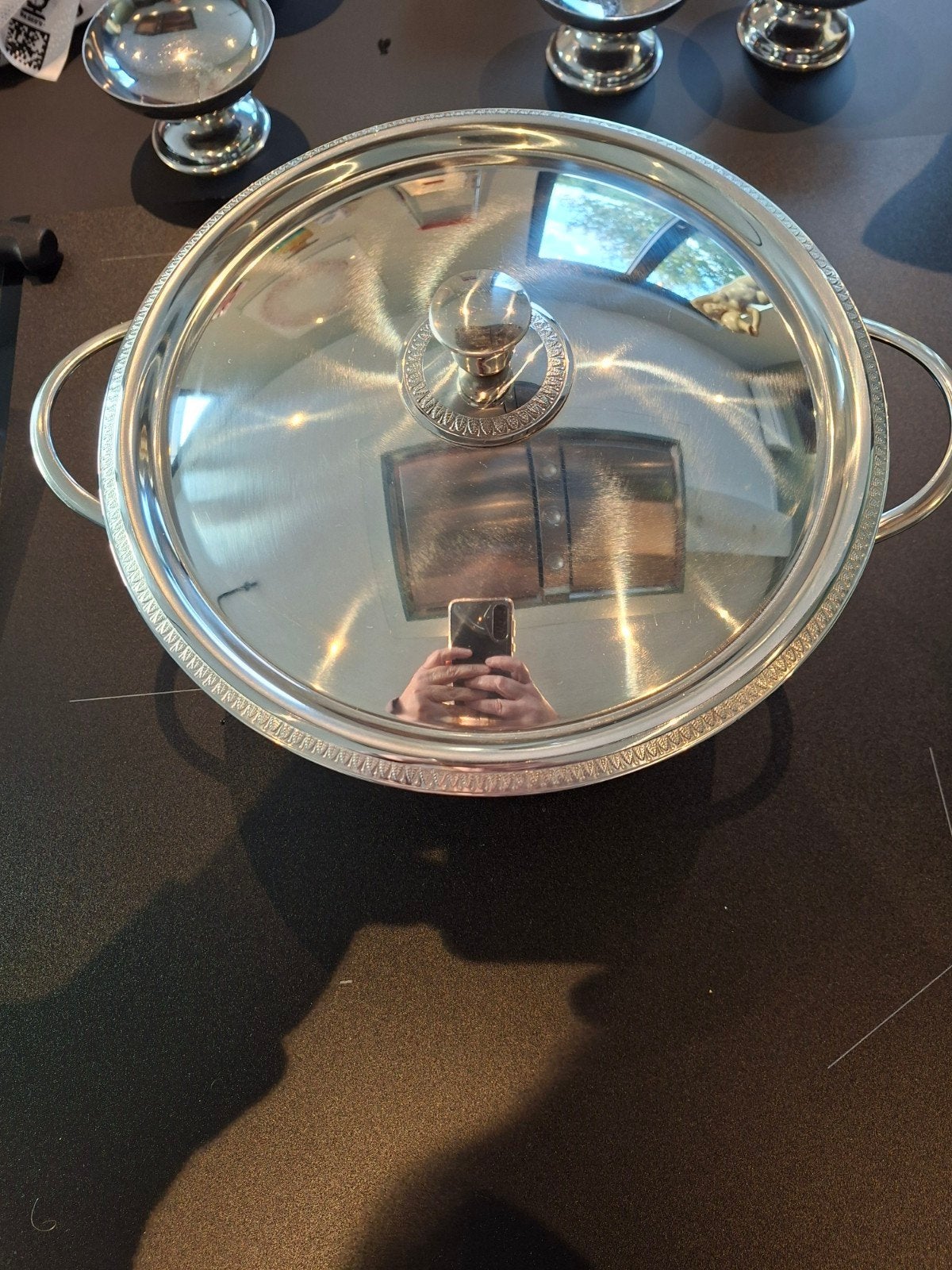 Grande soupière ou legumier en inox. IMPECCABLE., Enlèvement