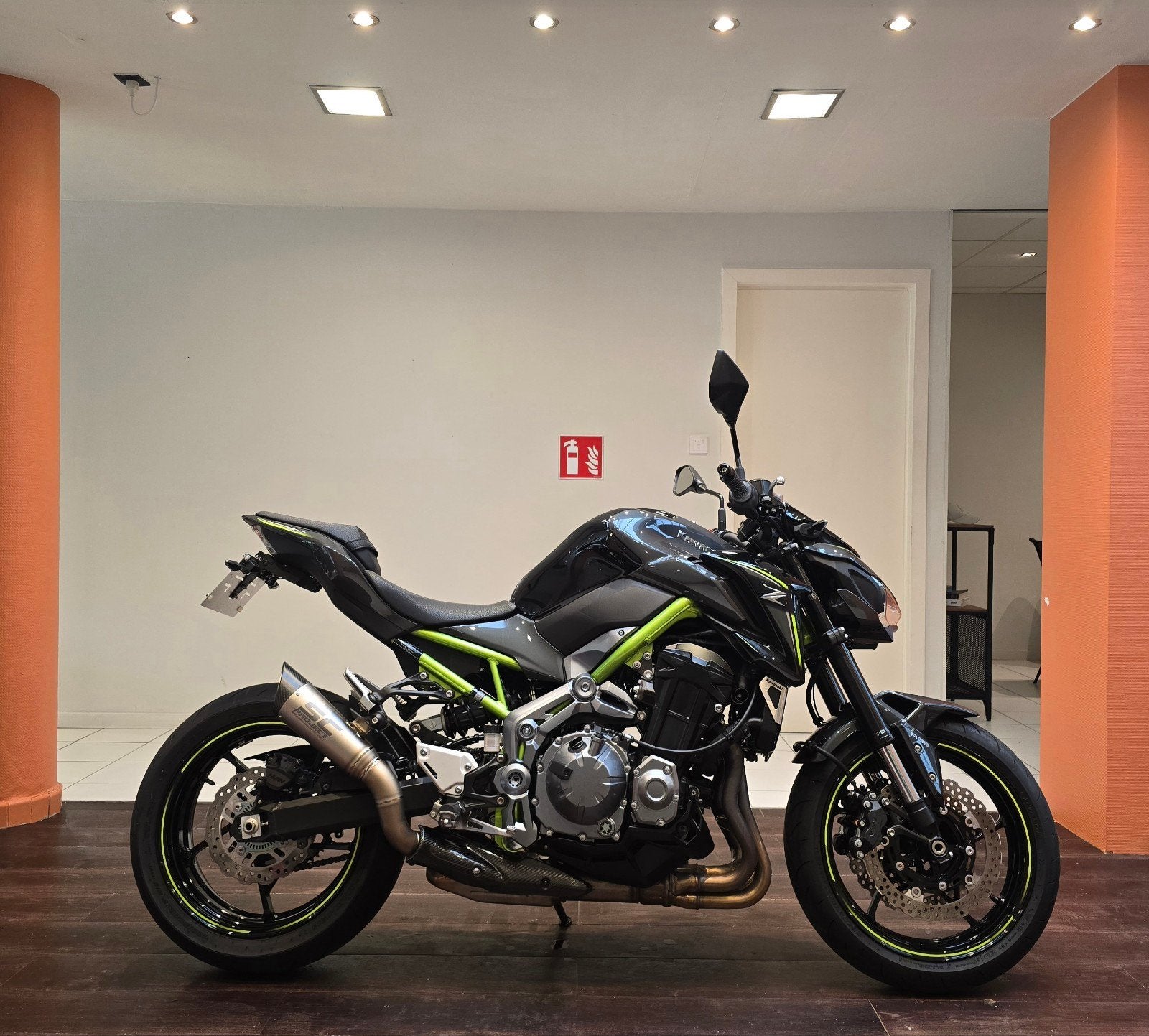 Kawasaki Z900**2017**2,525km**Garantie, Bedrijf, 900 cc, ABS