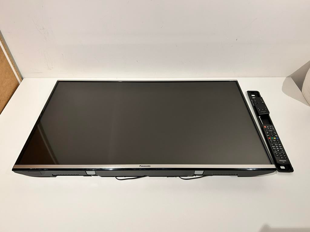 Panasonic TV TX42AS650E 42inch flatscreen tv, Ophalen, LED, Panasonic, Zo goed als nieuw