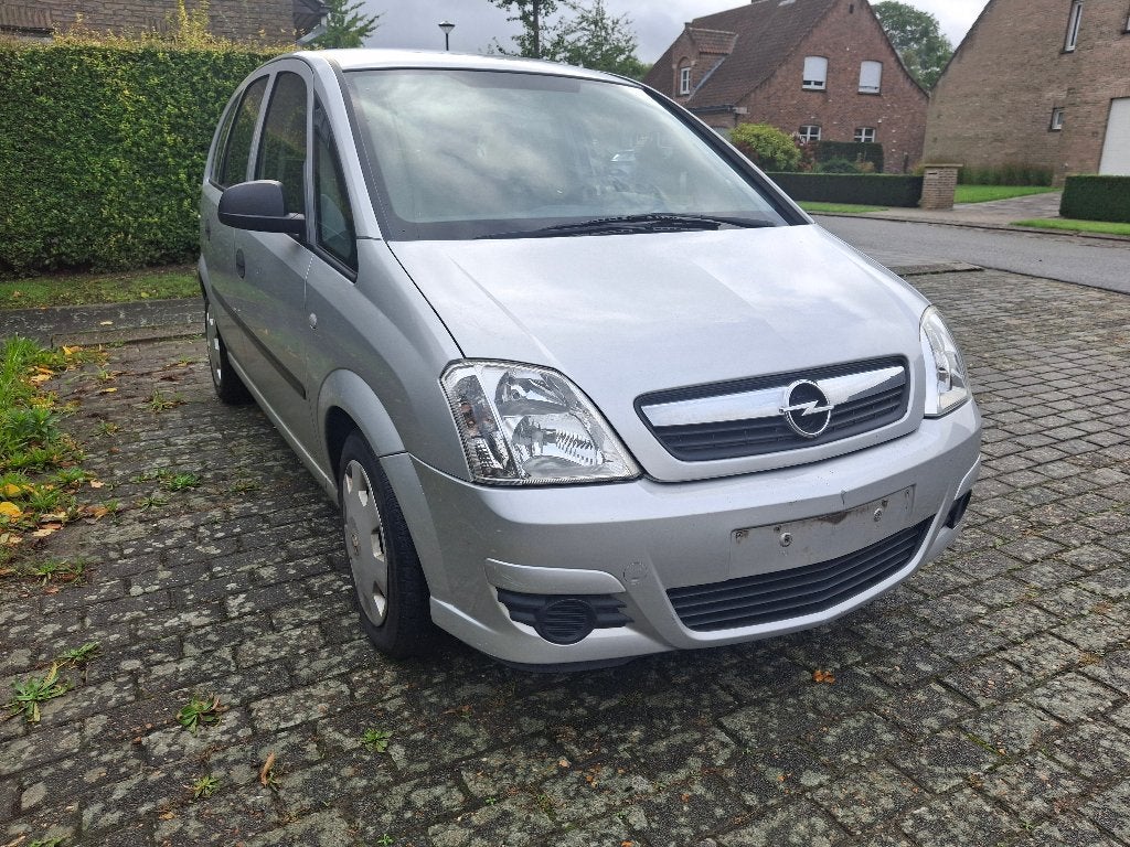 gekeurd voor verkoop, Auto's, Voorwielaandrijving, Zwart, 4 cilinders, Particulier