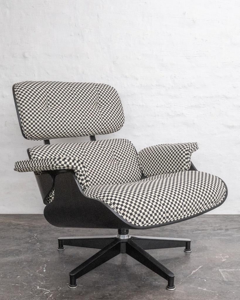 Eames Herman Miller Lounge Chair Alexander Girard checker, Ophalen