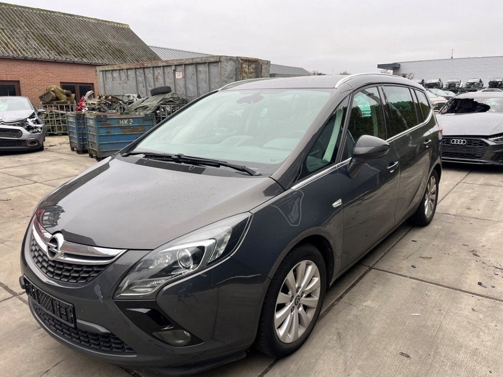 AILE AVANT GAUCHE Opel Zafira Tourer (P12) (|13355187|), Dhr. J. Ham, Opel, Utilisé, Avant