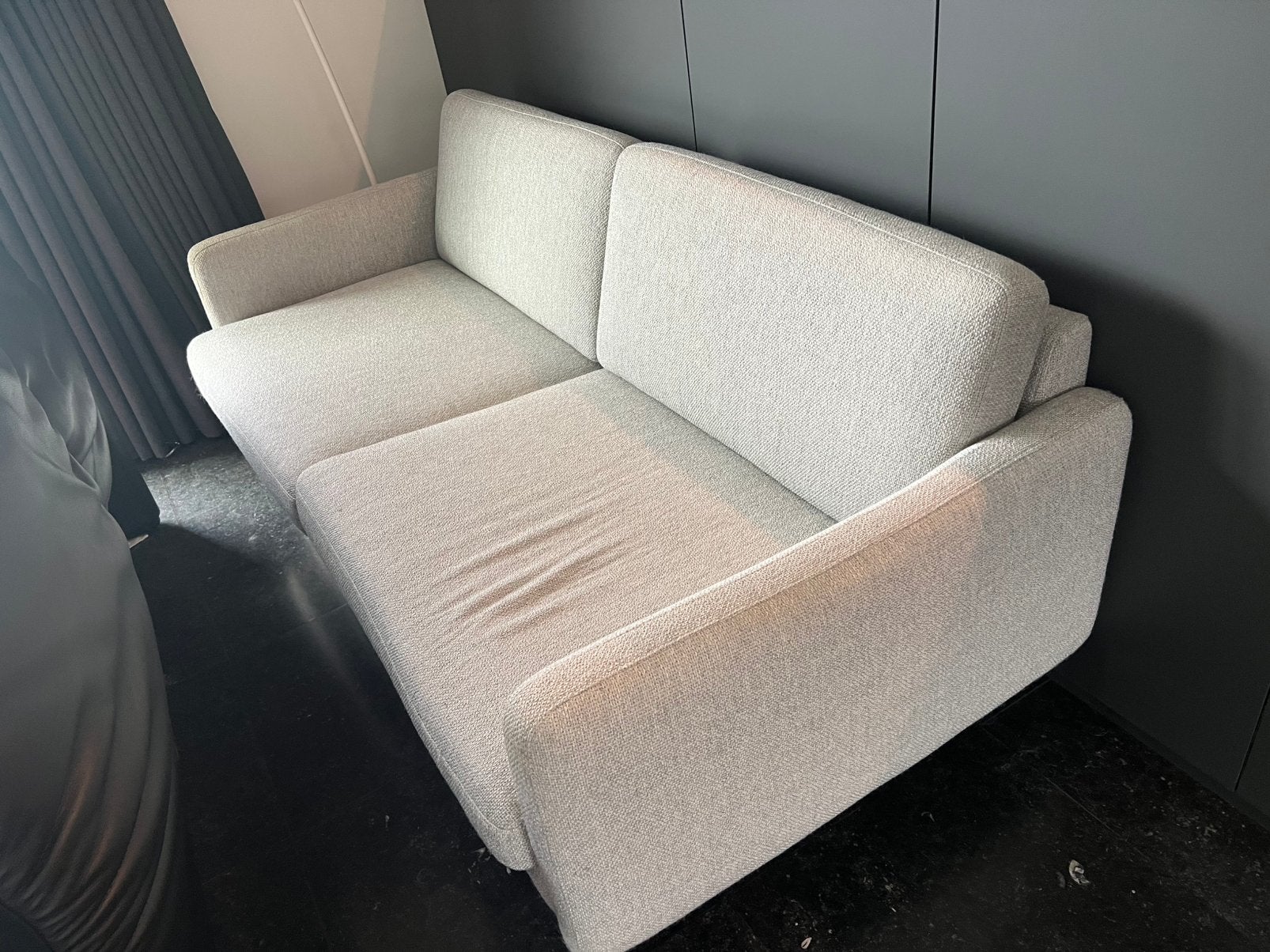 Canape’ de Marque Bolia. Tissu beige moucheté. Etat neuf., Maison & Meubles, Enlèvement, Comme neuf