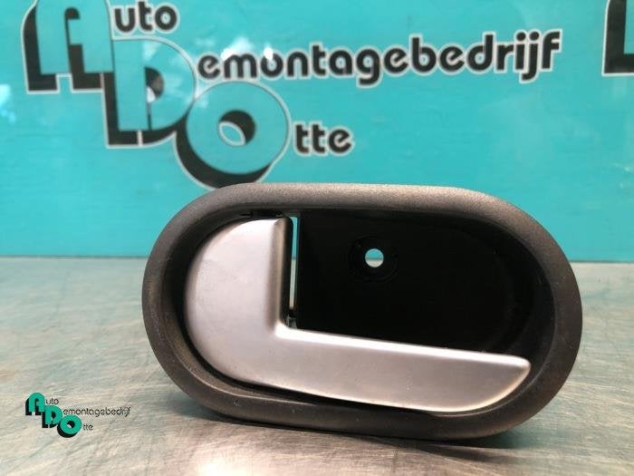 Poignée portière 4portes arrière gauche d'un Ford Fusion, -, 3 mois de garantie, -, -