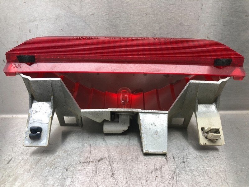 FEU STOP CENTRAL ARRIERE Toyota Yaris Verso (P2), Utilisé, Toyota
