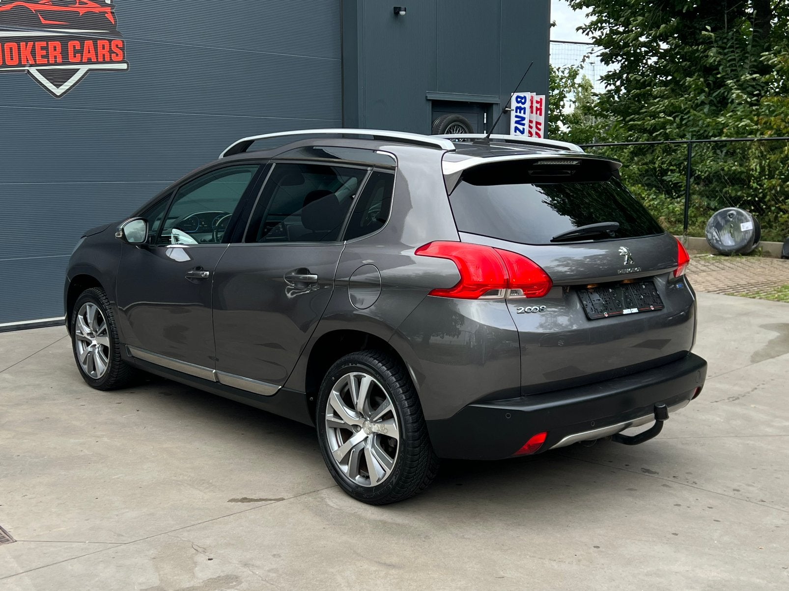 Peugeot 2008 130PK Allure Panodak Navi Dig.Airco CruiseCntrl, Auto's, Dealer onderhouden, 1199 cc, 110 g/km, Leder en Stof