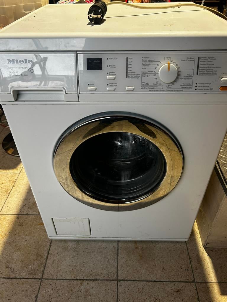 Wasmachine Miele softtronic W3241, Enlèvement, Comme neuf