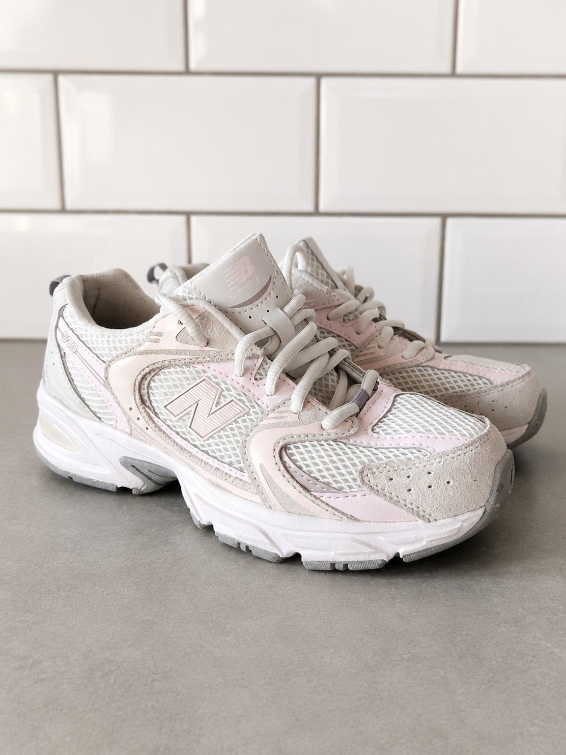 New Balance 530 Pink / White EU37.5, New Balance, Ophalen of Verzenden, Zo goed als nieuw, Sneakers