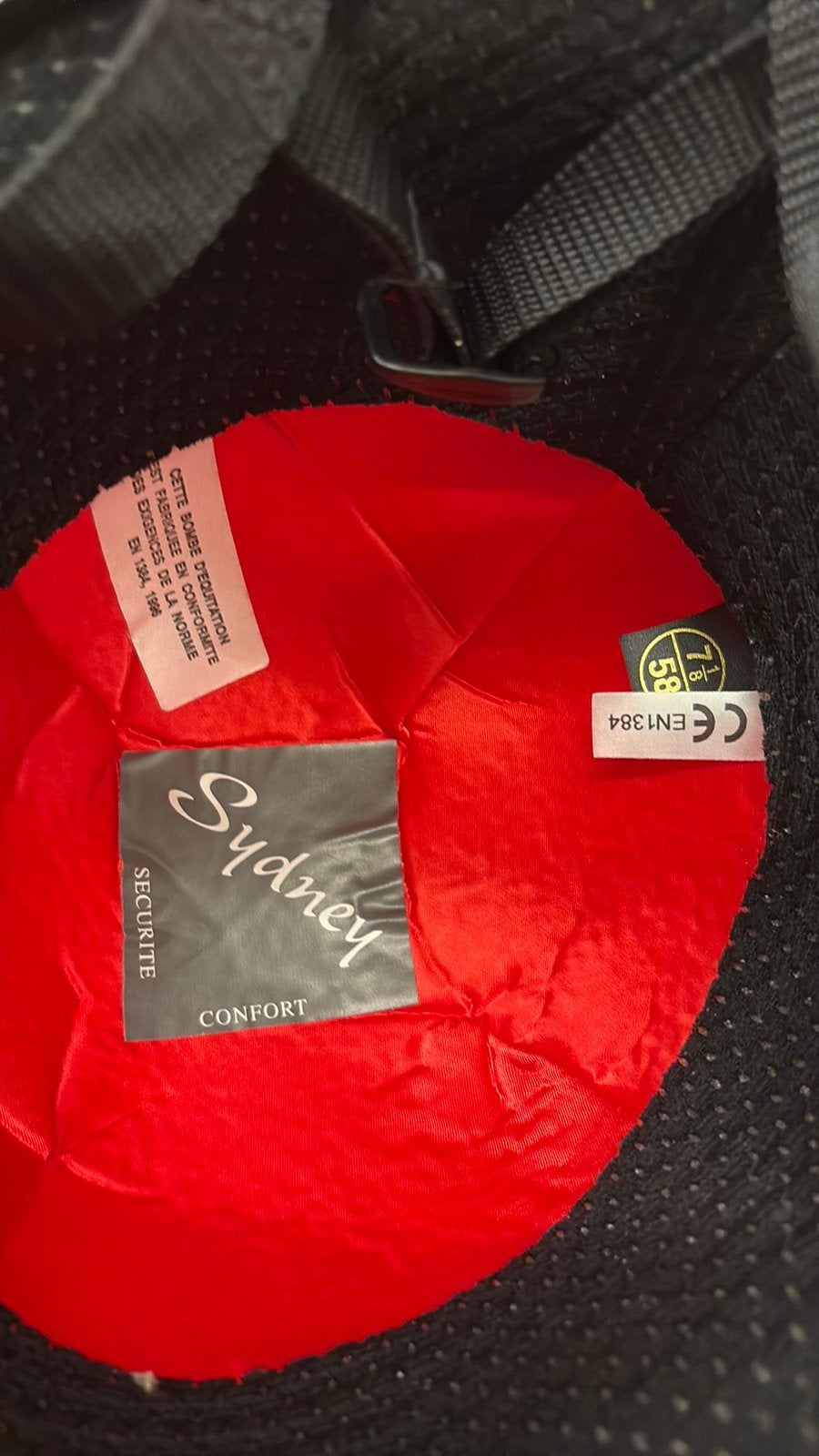 Zwarte cap, Dieren en Toebehoren