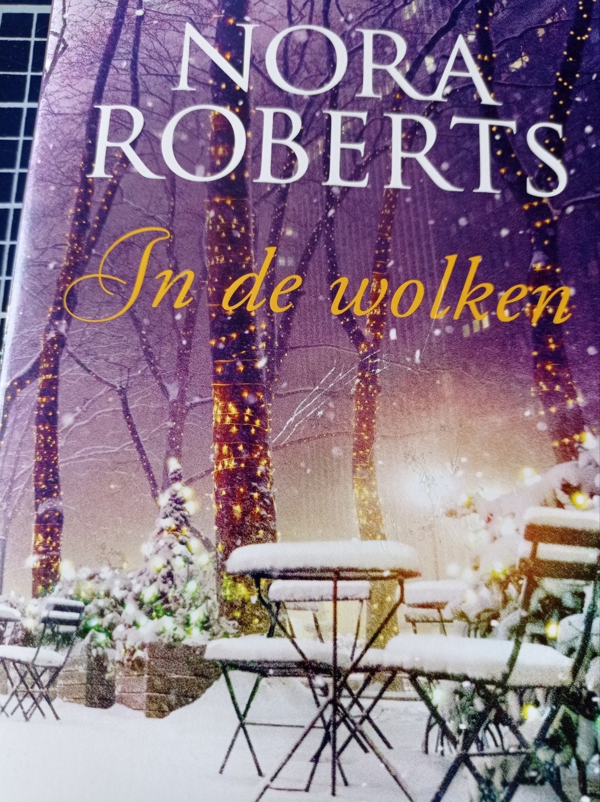 Nora Roberts - In de wolken (Special), Ophalen, Nora Roberts