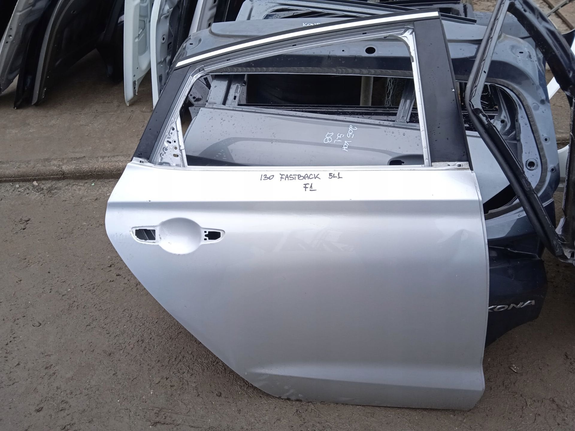 Hyundai i30 Fastback Portier Rechts i30, Heolleung-ro 12
06797  Seoul, Porte, Info@hyundai.com, Utilisé
