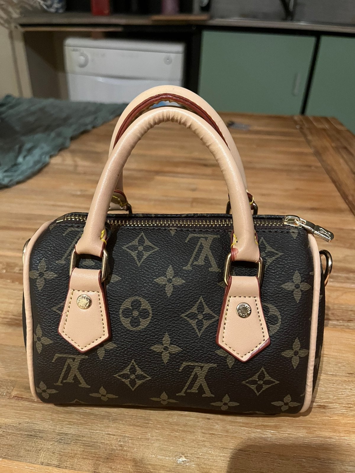 Lv tas, Handtassen en Accessoires, Tassen | Damestassen, Ophalen of Verzenden, Nieuw