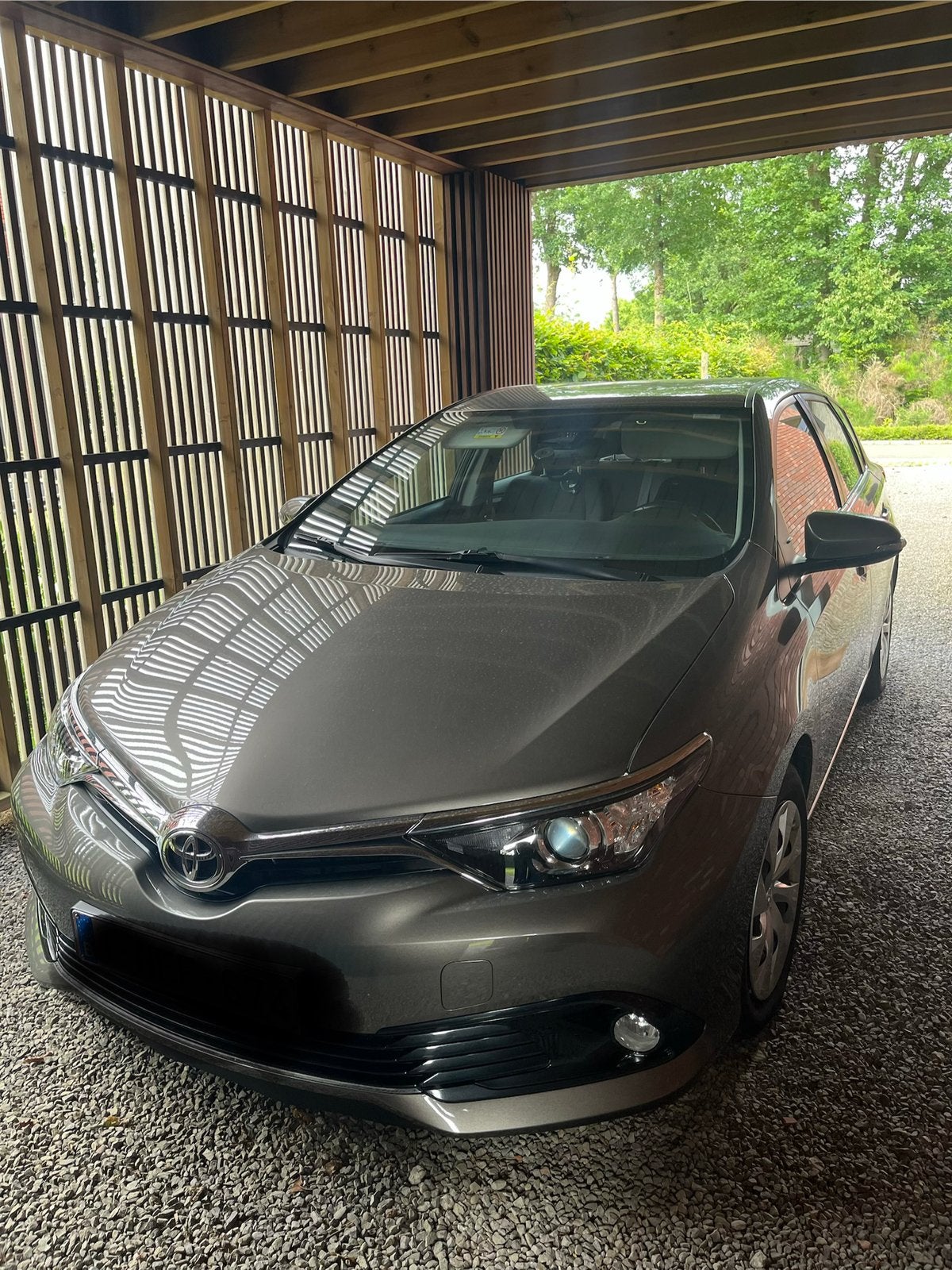 Auto ( Toyota Auris )( benzine - 1,3 liter ), Auto's, Toyota, Voorwielaandrijving, Stof, Euro 6, 4 cilinders