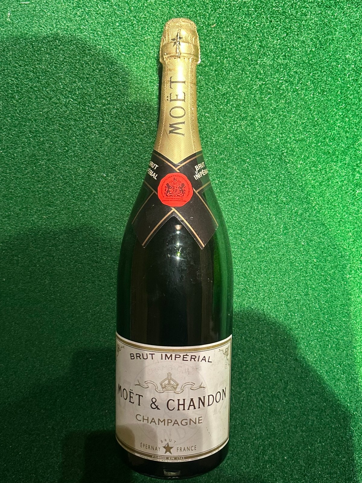 Moët chandon vintage dummy, Enlèvement ou Envoi, Comme neuf