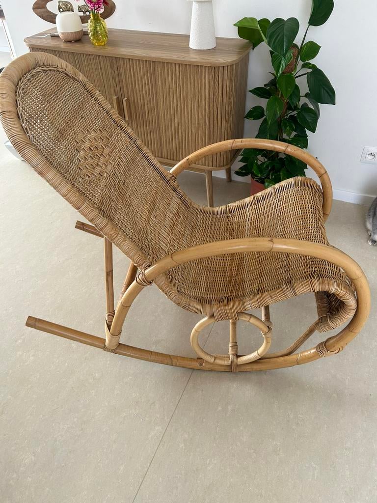 Rotan schommelstoel, Ophalen, Zo goed als nieuw, Schommelstoel