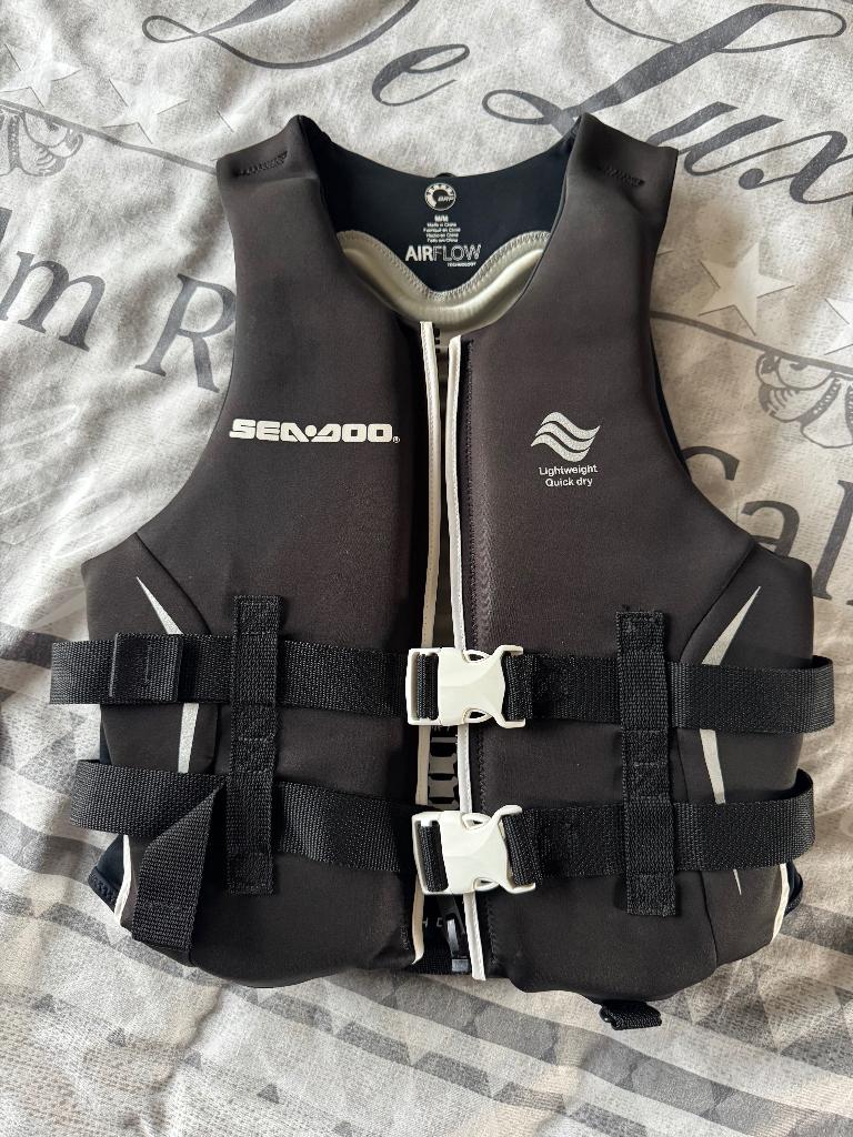 SEA-DOO airflow pfd reddingsvest ( Dame ), Watersport en Boten, Watersportkleding, Gebruikt, SEA-DOO, Ophalen of Verzenden, Dame