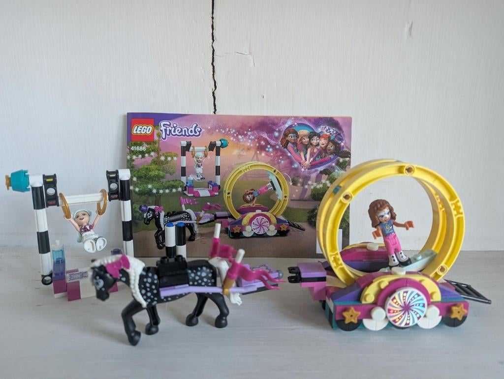 LEGO Friends Magische Acrobatiek - 41686, Ophalen of Verzenden, Zo goed als nieuw, Complete set, Lego