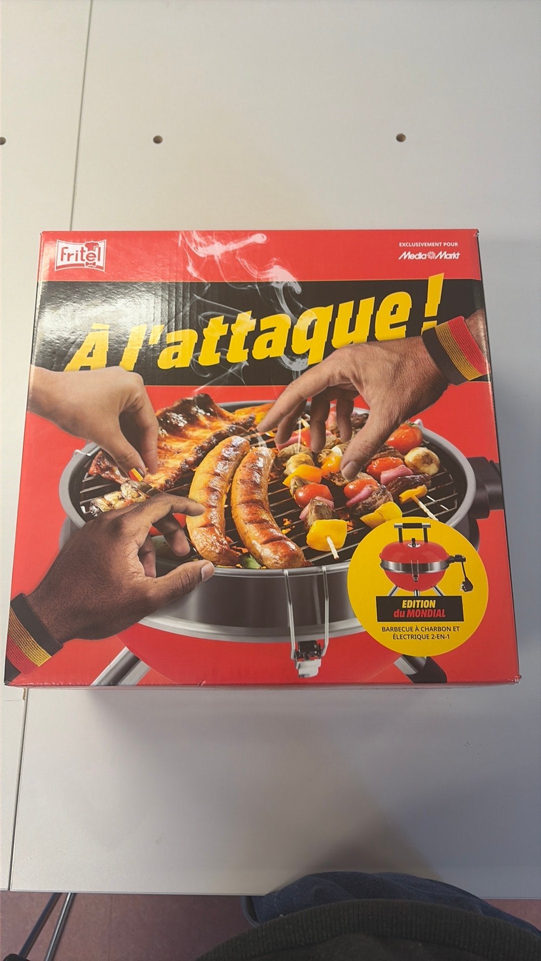 Fritel A501 BBQ 2-in-1 – Houtskool & Elektrisch – WK Editie, Ophalen, Nieuw