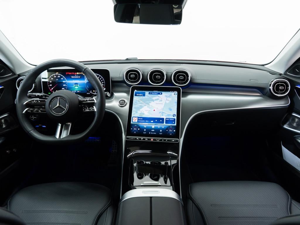 Mercedes-Benz C 300 e T AMG Night PANO Distronic+ Burmester, Auto's, Automaat, Achterwielaandrijving, Gebruikt, Zwart