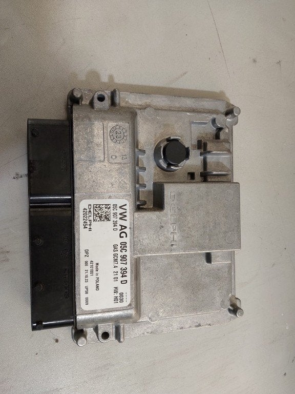 CALCULATEUR MOTEUR ECU (|05C907394D|05C906032J|05C906032J6F0, Utilisé, Info@skoda-auto.de, Skoda, Max-Planck-Straße  3-5
64331  Weiterstadt, DE