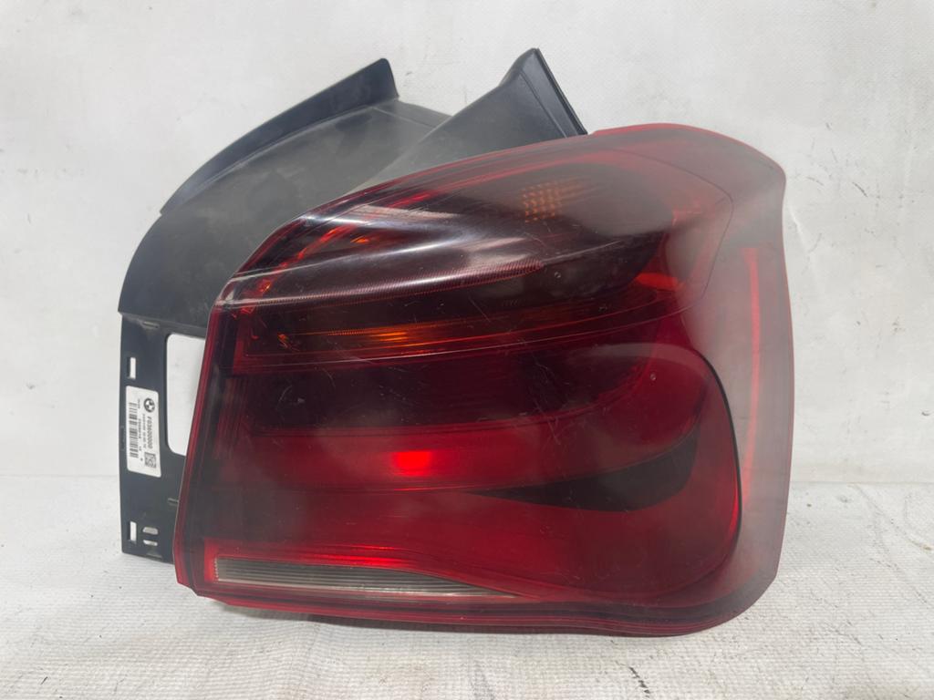 BMW BMW F20 LCI 7359018 rechter achterlichten, Auto-onderdelen, Ophalen, Gebruikt, BMW