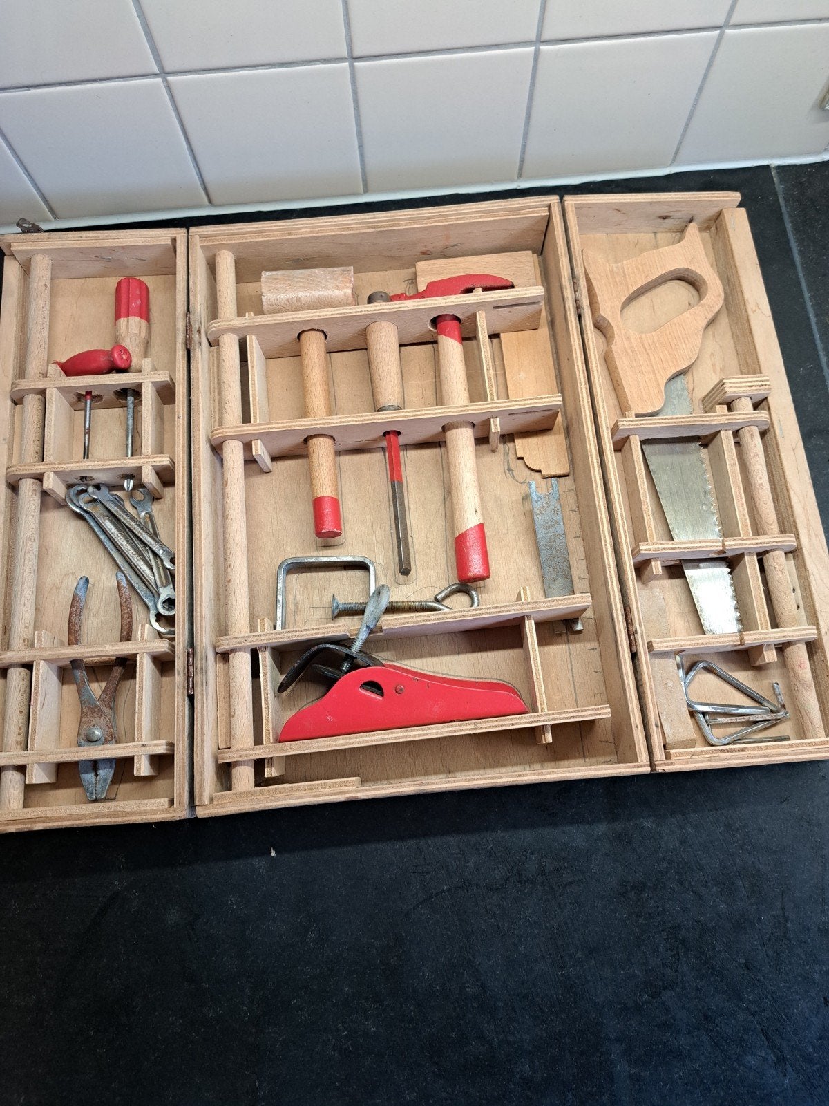 Bintage kinder gereedschapskoffer, junior speelset, Ophalen of Verzenden, Gebruikt, Knutselen