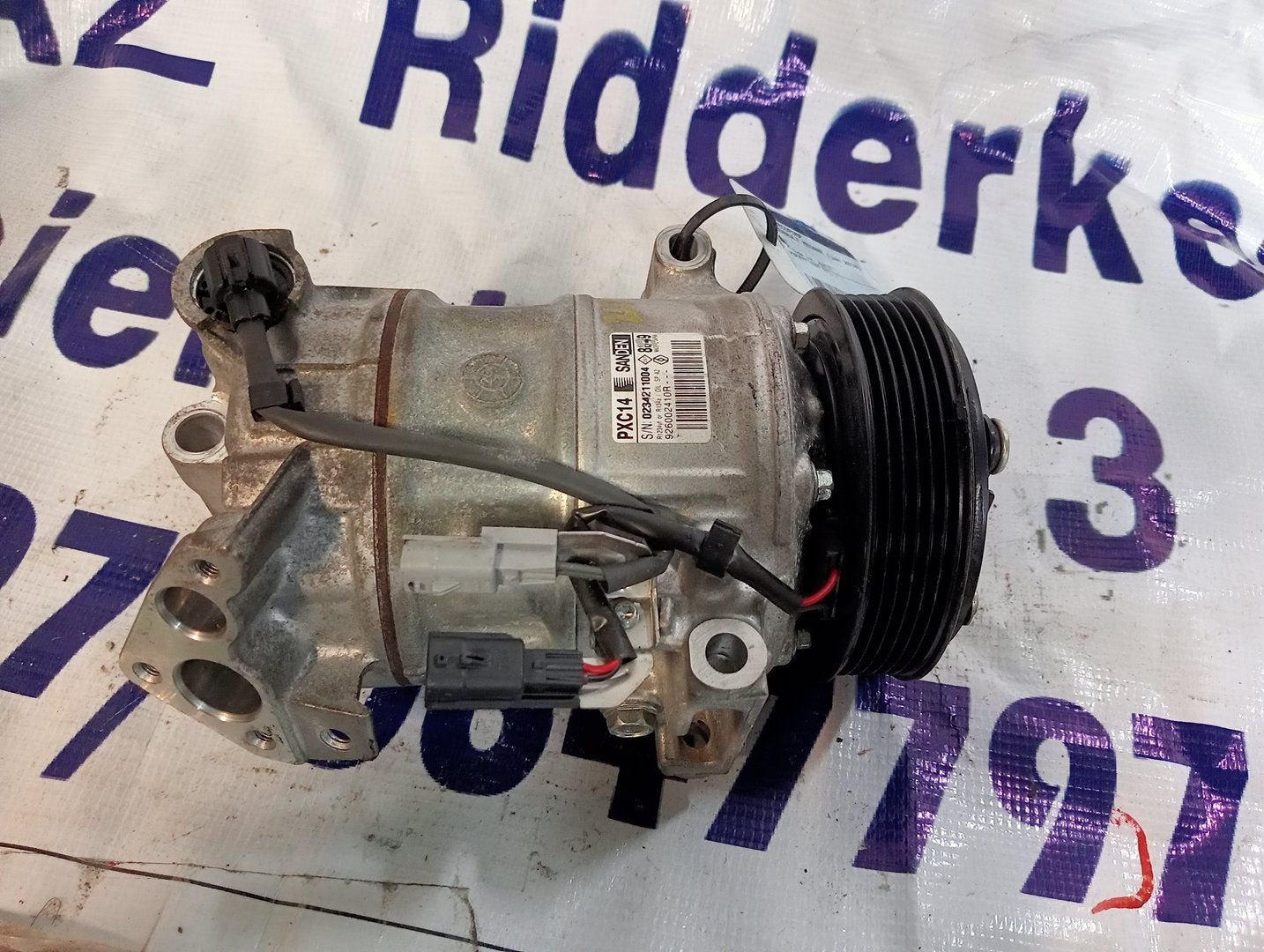 Aircopomp sanden 8849 Renault Megane IV ('16-'20) 926002410r, Auto-onderdelen, Gebruikt, -, Renault, -