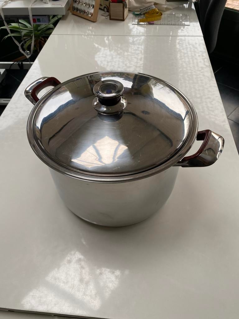 Grote kookpot kooppan grote soepkom, Ophalen, Gebruikt