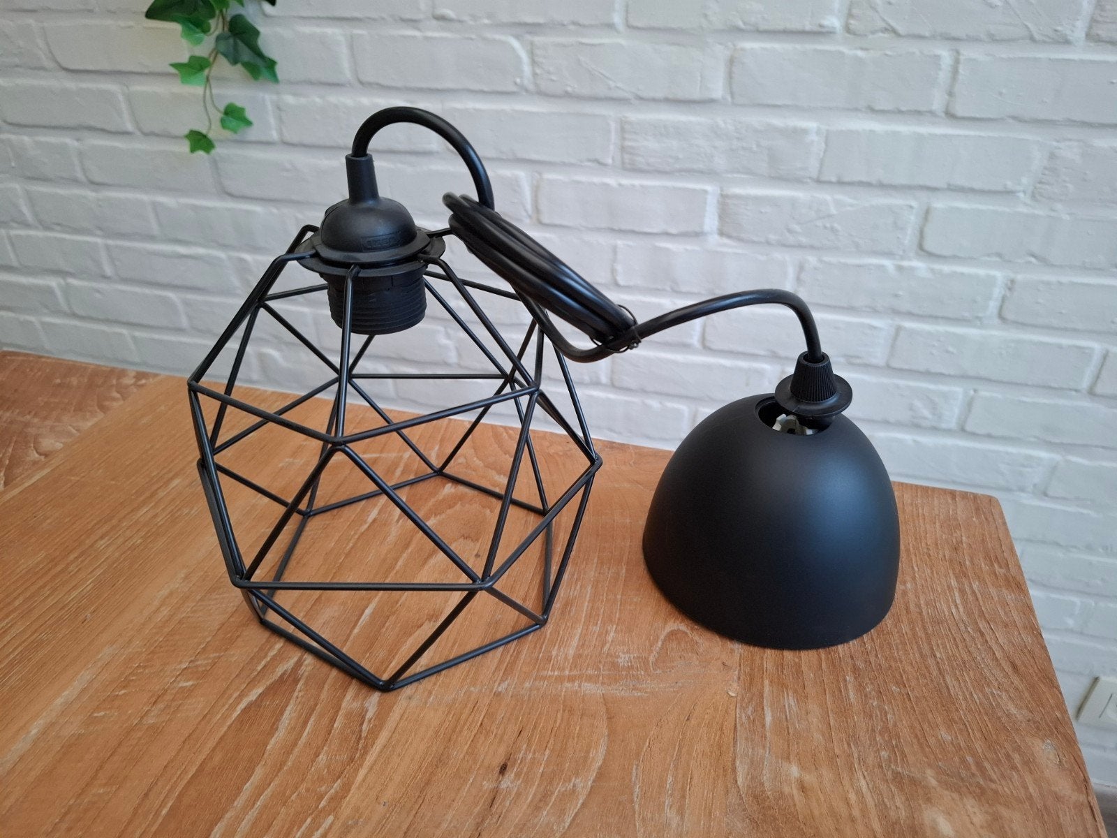 Zwarte hanglamp, Maison & Meubles, Lampes | Suspensions, Enlèvement