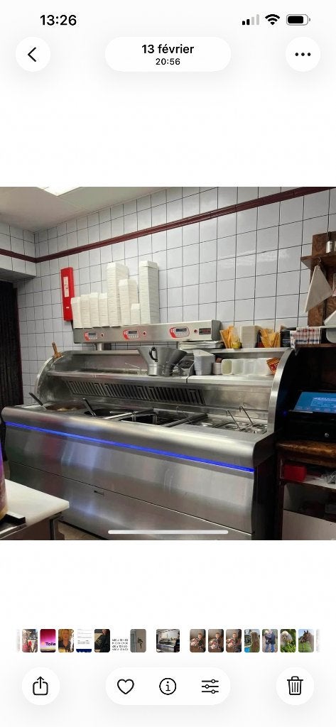 Friteuse professionnelle PERFECTA, 4 litres ou plus, Enlèvement, Utilisé