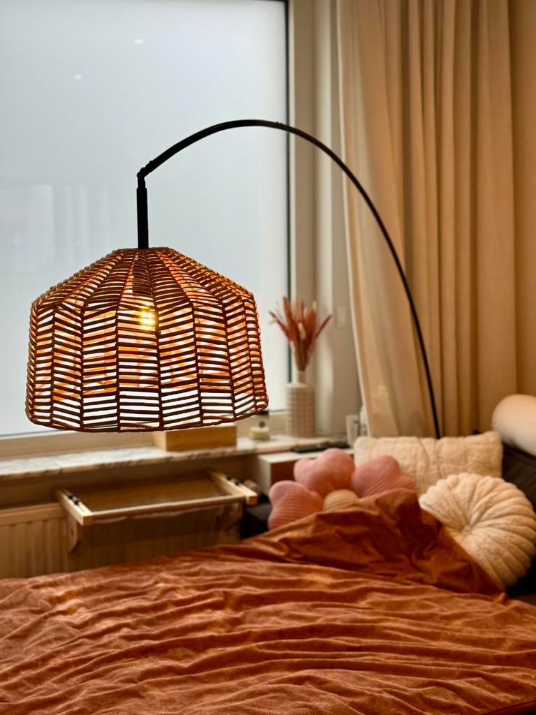 Ikea booglamp + lampenkap, Ophalen, Zo goed als nieuw