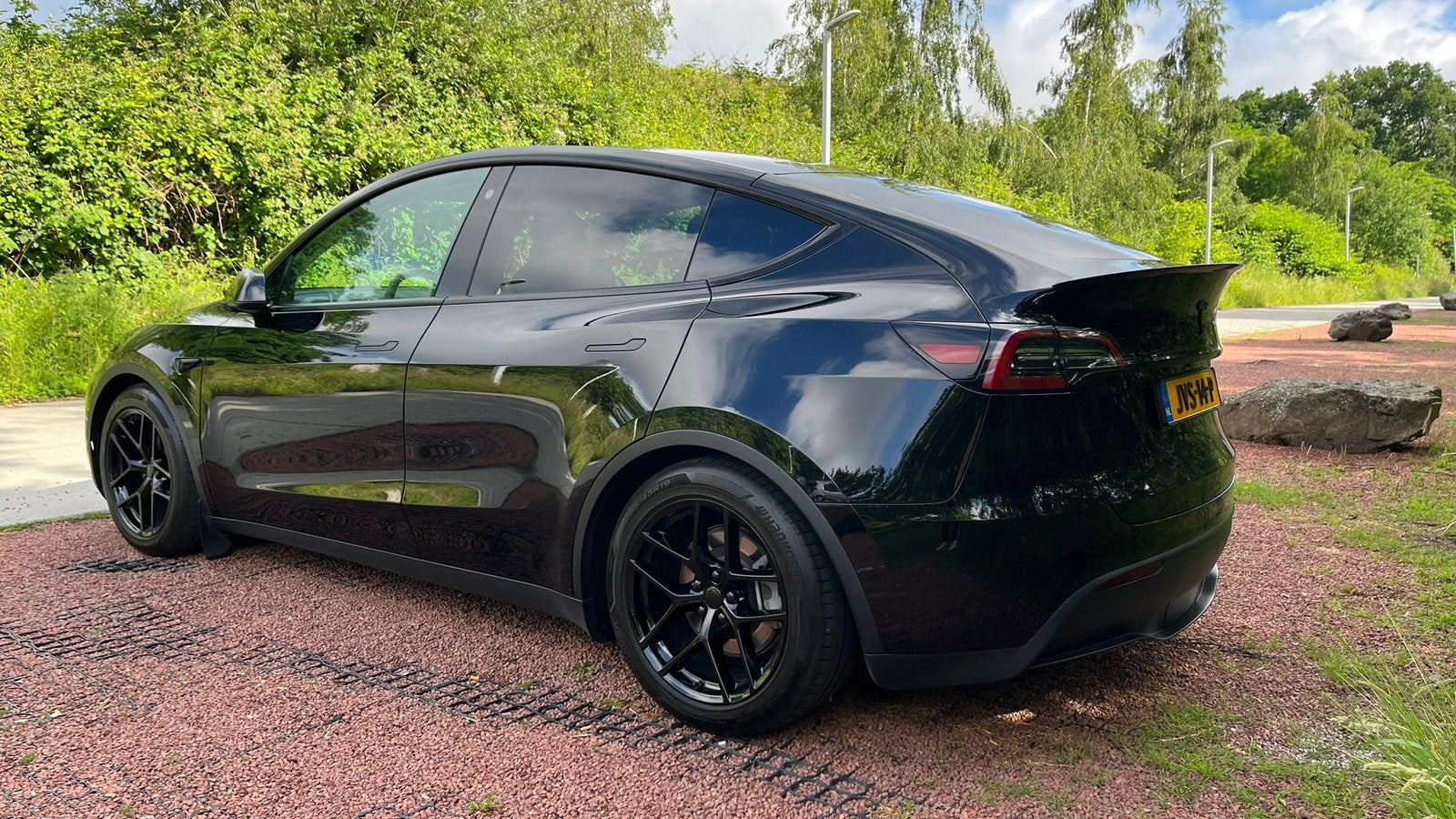 Tesla Model Y Long Range 514pk 12/2022 Borbet,KW, Trekhaak, Autos, Tesla, Achat, 344 kW, Noir, Automatique