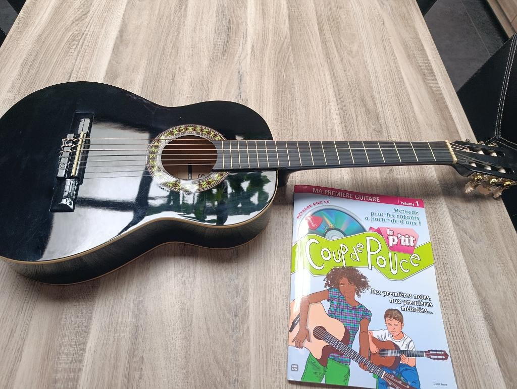 Guitare neuve à vendre, Musique & Instruments, Enlèvement, Comme neuf, Guitare classique ou espagnole