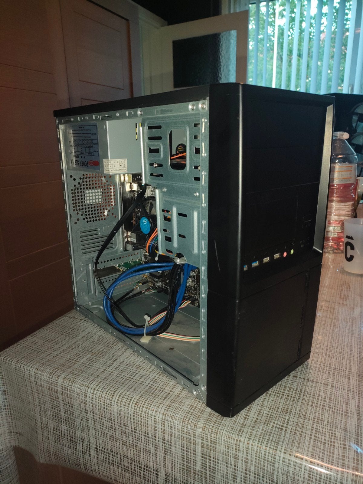 pc windows 11, Computers en Software, Serverkasten, Ophalen of Verzenden