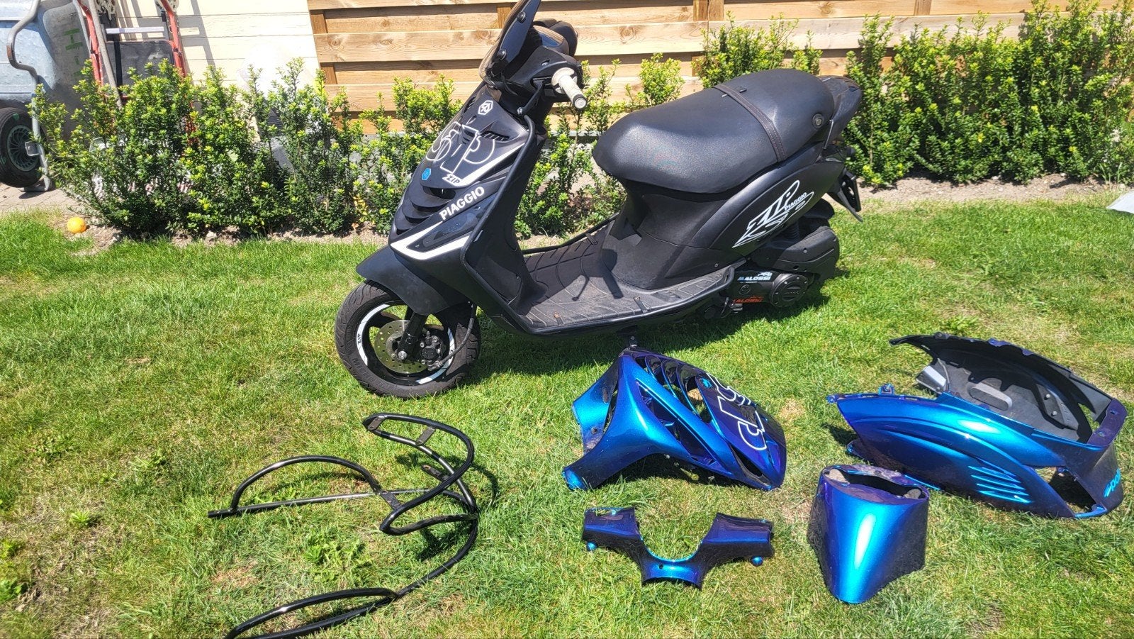 Piaggio zip, Fietsen en Brommers, Scooters | Piaggio, Ophalen, Zip