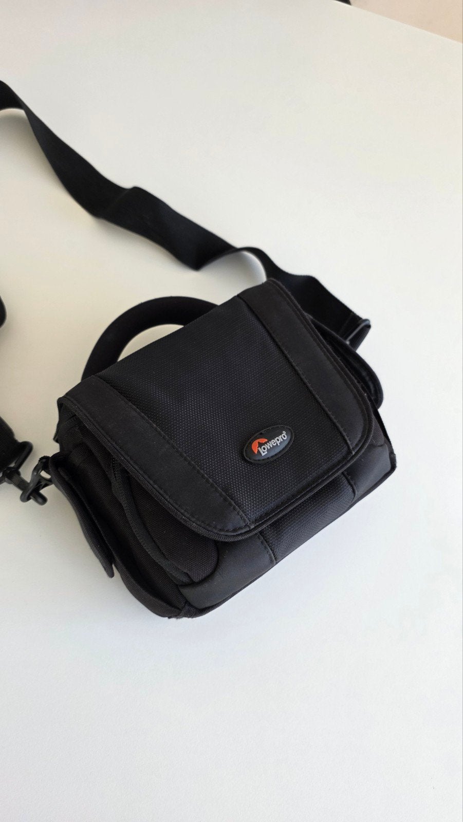 Lowepro schoudertas, TV, Hi-fi & Vidéo, Lowepro, Enlèvement ou Envoi, Comme neuf, Sac à bandoulière