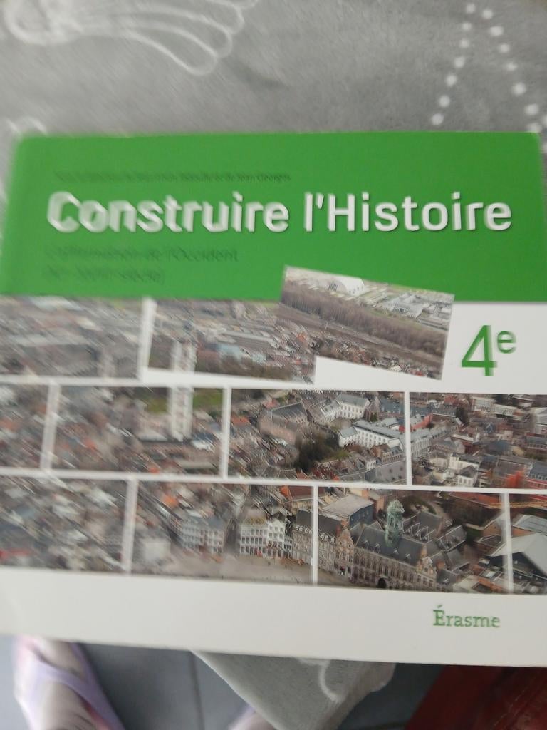 Construire l'histoire 4éme, Enlèvement ou Envoi, Histoire