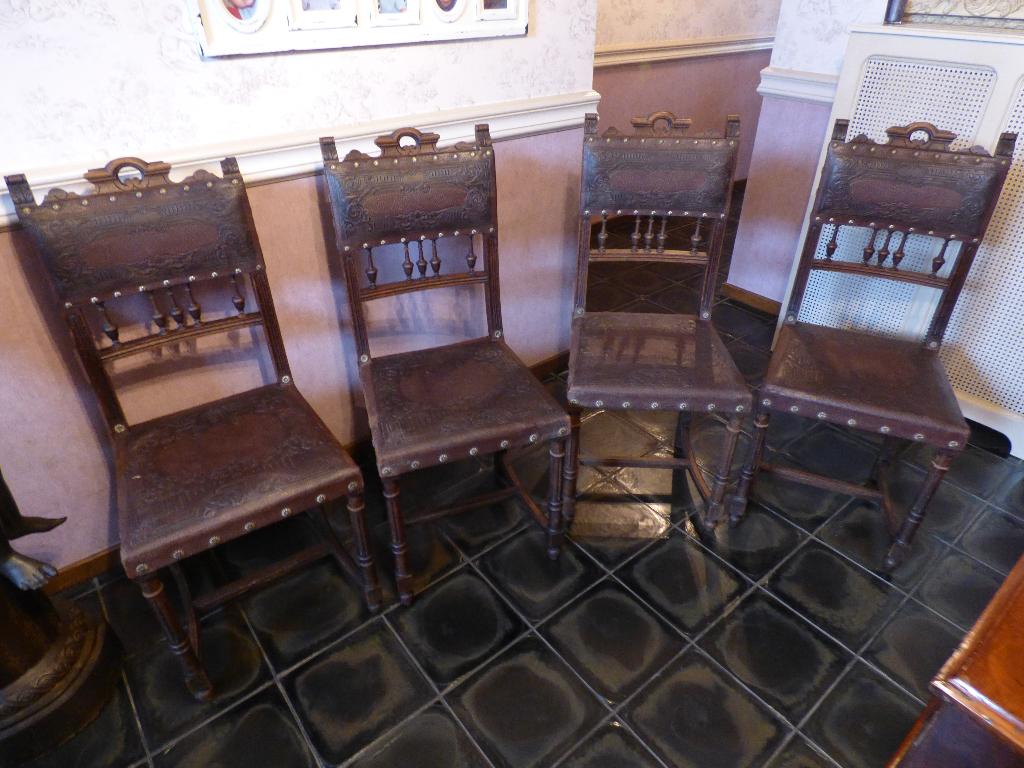 4 antieke stoelen, Huis en Inrichting, Stoelen, Ophalen, Gebruikt