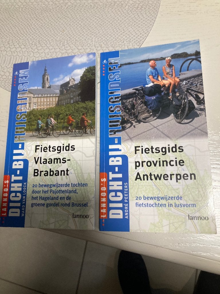 Fietsgidsen provincie Antwerpen en Vl. Brabant - Lannoo, Enlèvement ou Envoi, Comme neuf