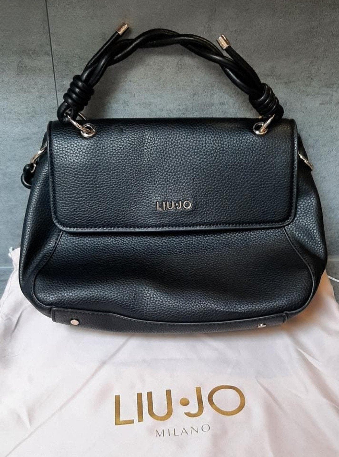 Liu-Jo/Handtas/Als Nieuw, Bijoux, Sacs & Beauté, Enlèvement ou Envoi, Comme neuf, Noir, Sac à main