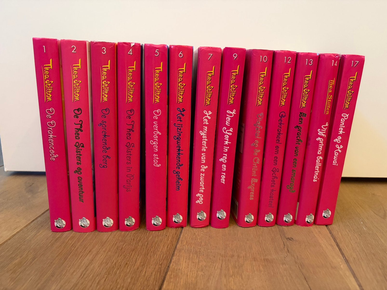 LOT Thea Stilton - 13 stuks, Ophalen of Verzenden, Gelezen, Fictie algemeen