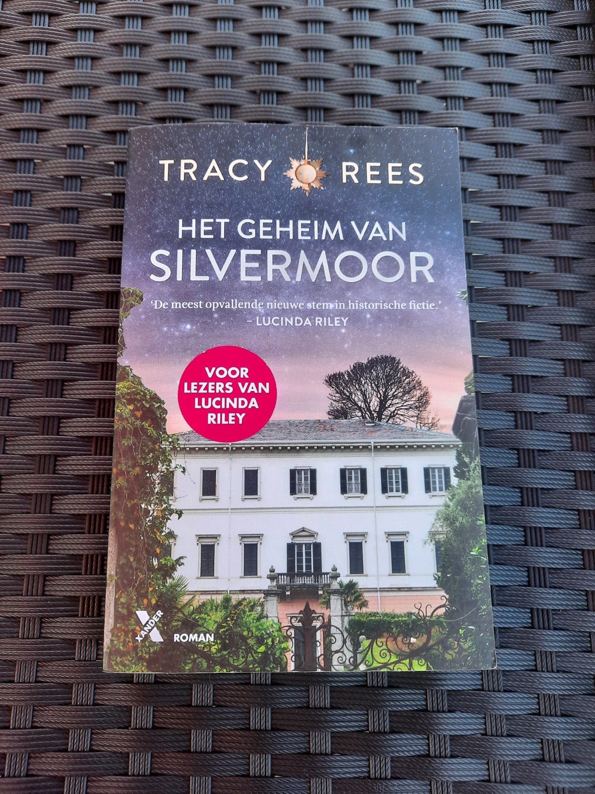 Tracy Rees - Het geheim van Silvermoor, zo goed als nieuw, Boeken, Ophalen of Verzenden, Zo goed als nieuw, Tracy Rees